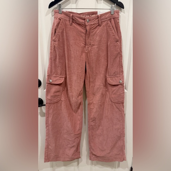 BNWT American Eagle Outfitters Super High Rise Pink Corduroy Wide Leg Cargo sz8 - Picture 2 of 8